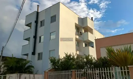 Apartamento à venda no bairro Costa e Silva, Joinville - SC.  48 m² privativos; 02 dormitórios. 01 vaga de garagem