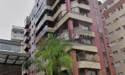 Apartamento à venda no centro de joinville-sc.   amplo apartamento - 1  apartamento por andar. 4 dormitórios,  sendo 1 suíte master +  1 suite simples