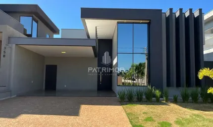 Casa térrea 207m² c/ 3 suítes e piscina em condomínio alto do castelo - 'pronta p/ morar'