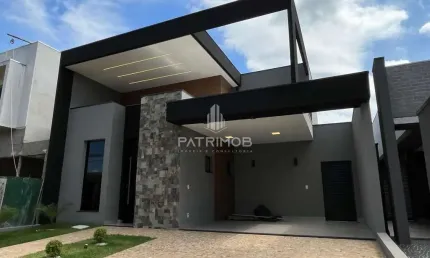 Casa Térrea 155m², c/ 3 suítes e Piscina aquecida, em Condomínio San Marco 'Pronta para Morar'