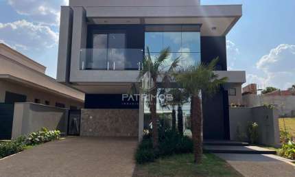 Casa em Condomínio Terras de Florença, c/ 288,11m² e 4 suítes - Vila do Golfe