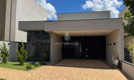 Casa 250m², com 3 suítes + piscina - em Residencial Quinta da Mata 1