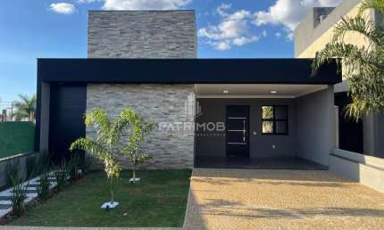 Casa Térrea c/ 3 suítes + piscina - em Condomínio Villa Romana 2