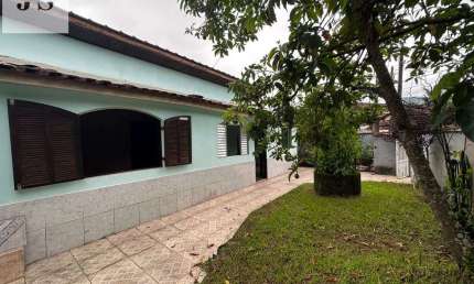 Casa a venda no Sertão da Quina, com 02 dormitórios, 02 vagas, 2 km da Praia