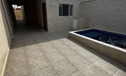 Casa à venda no bairro Balneário Samas - Mongaguá/SP