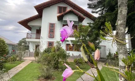 Casa em condomínio fechado com 4 quartos à venda no Golfe, Teresópolis 