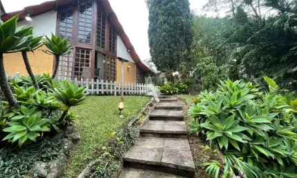 Casa Duplex Estilo Chalé em Condomínio – Teresópolis/RJ