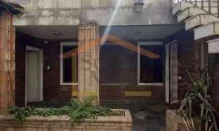 Casa com 2 quartos à venda na Rua Maria Amália Lopes Azevedo, --, Vila Albertina, São Paulo por R$ 640.000
