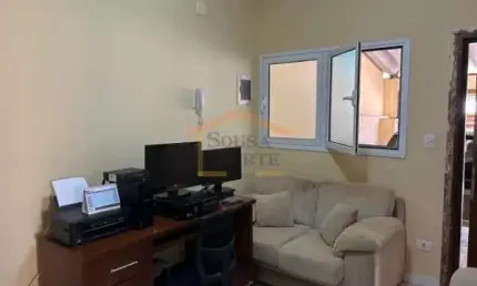 Casa com 2 quartos para alugar na Rua Luís Cardamone, --, Vila Romero, São Paulo por R$ 3.500