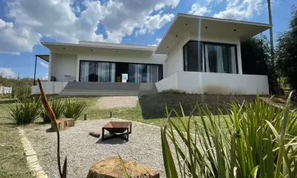 Chácara / sítio com 2 quartos à venda na Área Rural de Poços de Caldas, Poços de Caldas , 670 m2 por R$ 630.000