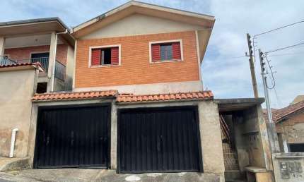 Casa com 3 quartos à venda na Chácara Alvorada, Poços de Caldas , 181 m2 por R$ 460.000