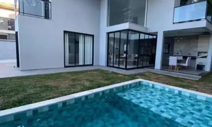 Casa com 3 quartos à venda no Parque San Carlo, Poços de Caldas , 204 m2 por R$ 1.250.000