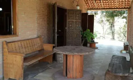 Chácara / sítio com 3 quartos à venda no Centro, Caldas , 1870 m2 por R$ 480.000