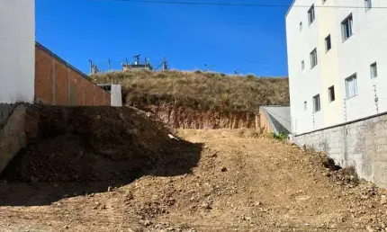Terreno à venda no Monte Verde II, Poços de Caldas  por R$ 250.000