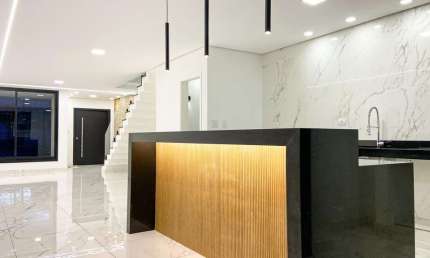 Casa com 3 quartos à venda no Jardim Amaryllis, Poços de Caldas , 181 m2 por R$ 890.000