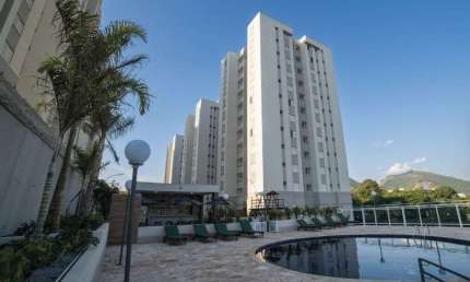 Apartamento com 2 quartos à venda no Jardim Country Club, Poços de Caldas , 52 m2 por R$ 290.000