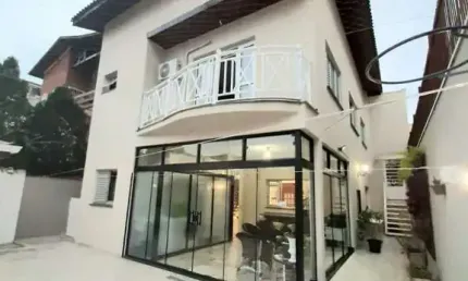 Casa com 4 quartos à venda no Jardim Centenário, Poços de Caldas , 210 m2 por R$ 1.290.000