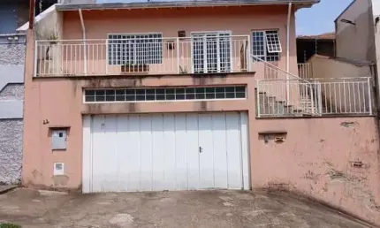 Casa com 3 quartos à venda no Jardim Vitória, Poços de Caldas , 129 m2 por R$ 550.000