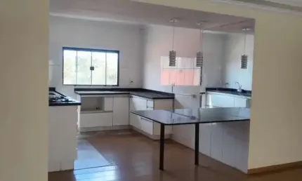 Apartamento com 3 quartos à venda no Santa Maria, Poços de Caldas , 101 m2 por R$ 420.000