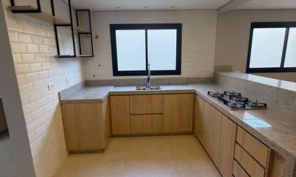 Casa com 3 quartos para alugar no Jardins de Florença, Poços de Caldas , 80 m2 por R$ 4.500