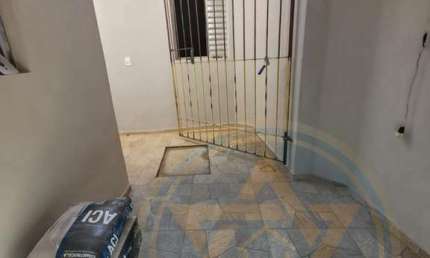 Casa para Locação em São Paulo, Conjunto Residencial José Bonifácio, 1 dormitório, 1 banheiro