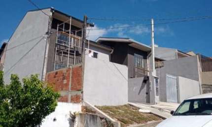 Sobrado no Califórnia com 78 m² e terreno de 180m² 03 Quartos