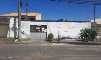 CASA EM ALVENARIA, DOCUMENTADA E AVERBADA, COM: 4 SUITES NO SANTA REGINA
