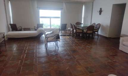 LINDO APARTAMENTO FRENTE MAR 4 DORMITÓRIOS SENDO 2 SUITES E 2 VAGAS