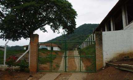 Chácara / sítio à venda no Barrocão, Piracaia 