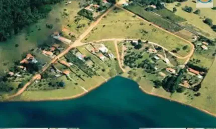 Terreno comercial à venda no Taboão, Piracaia 