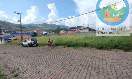 Terrenos para venda em Piracaia no bairro Dirce Badari