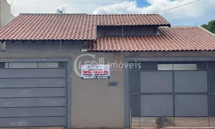Imóvel à venda em Campo Grande-MS: Casa de 4 quartos na Vila Marli, com suíte, 2 salas, 3 banheiros, 6 vagas e 220m². Confira!