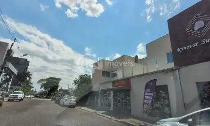 Apartamento de alto padrão para locação em Campo Grande-MS, bairro Amambaí: 3 quartos, 1 suíte, 1 sala, 1 vaga de garagem, 65m².