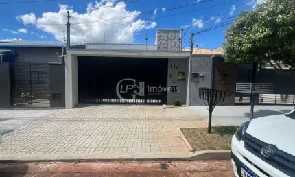 Casa com 4 quartos à venda na Rua Joaquim Tomás Ribeiro, Jardim Alto São Francisco, Campo Grande
