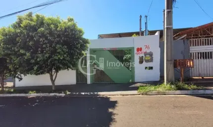 Imóvel à venda em Campo Grande-MS: Casa com 3 quartos, 2 salas, 2 banheiros e 3 vagas na Coronel Antonino!