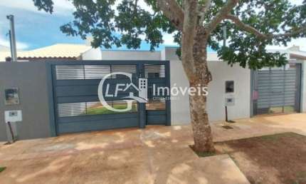 Casa à venda em Campo Grande-MS, Bairro Nova Lima: 2 quartos, 1 sala, 2 vagas de garagem, 45m². Entre já!