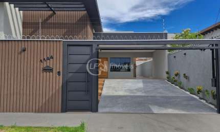 Casa com 2 quartos à venda na Rua Maria Justina de Souza, Parque Residencial Rita Vieira, Campo Grande
