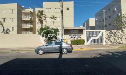 Apartamento Com Três Quartos Prox. ao Shopping Norte Sul