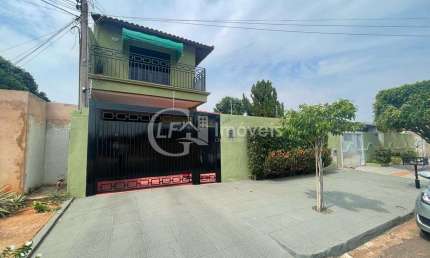 Imóvel de alto padrão à venda em Campo Grande-MS, no Parque dos Novos Estados: 3 quartos, 3 salas, 4 banheiros, 5 vagas e 240m²!