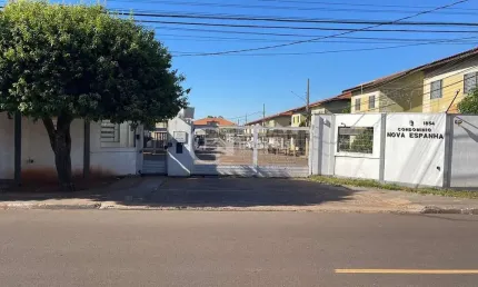 Apartamento com 2 quartos para alugar na Rua José Nogueira Vieira, 1854, Tiradentes, Campo Grande