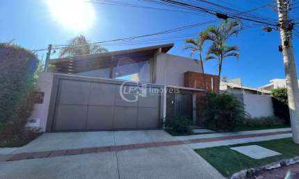 Casa com 3 quartos à venda na Rua Peixe Vivo, 356, Carandá Bosque, Campo Grande