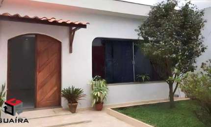 Casa para aluguel 3 quartos 1 suíte 4 vagas Assunção - Santo André - SP