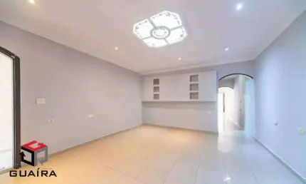 Sobrado de 175m² na Vila Luzita em Santo André - SP