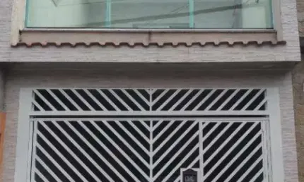 Sobrado com 130 m² Localizado no Bairro do Cooperativa em São Bernardo do Campo/SP.