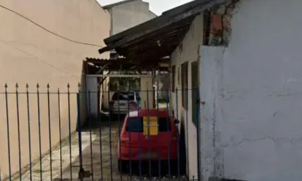 Terreno à venda na Rua Solimões, 500, Vila Cecília Maria, Santo André