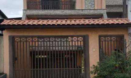 Sobrado 284 m² Localizado No bairro Erasmo Assunção Santo André - SP