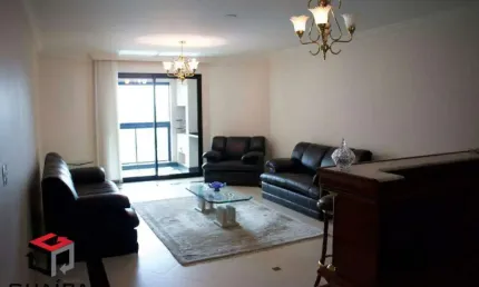 Apartamento 215 m² Com Elevadores localizado no bairro Jardim em Santo André - SP.