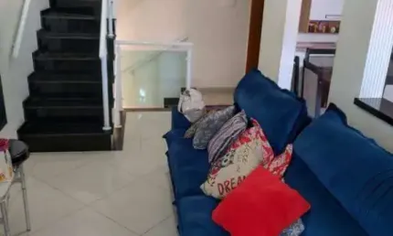 Sobrado à venda 2 quartos 2 suítes 3 vagas no Bairro Bom Pastor - Santo André - SP