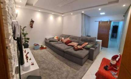 Cobertura a venda com 174m² localizada no Jardim Bela Vista em Santo André.