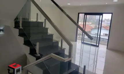 SOBRADO LINDO E NOVO 201m² localizado no Jardim Valdibia em São Bernardo do Campo/SP.